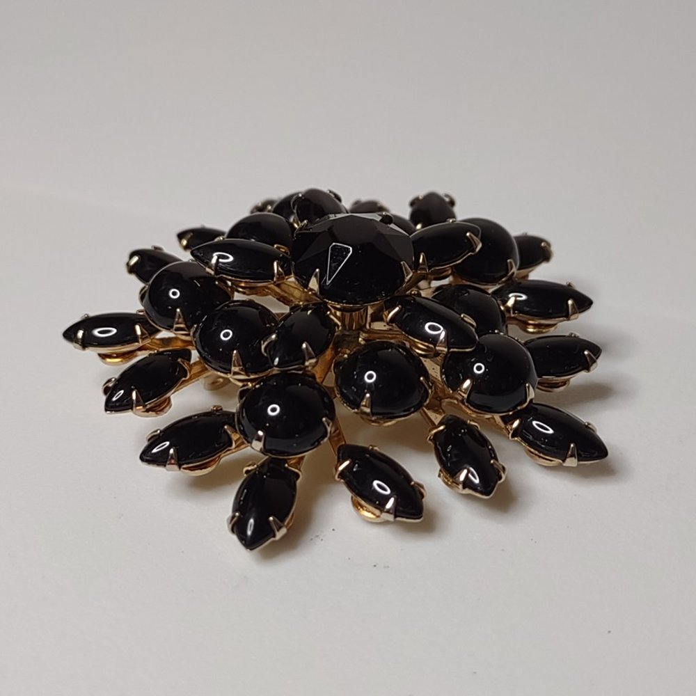 Pretty Black Rhinestone Brooch - Picture 3 of 14